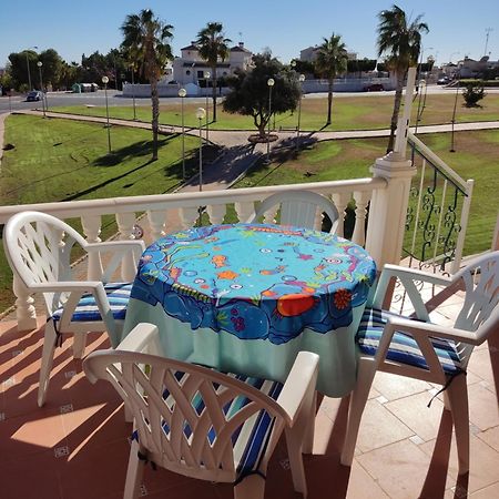 Confortable Apartamento Con Vistas Al Mar Torrevieja Kültér fotó