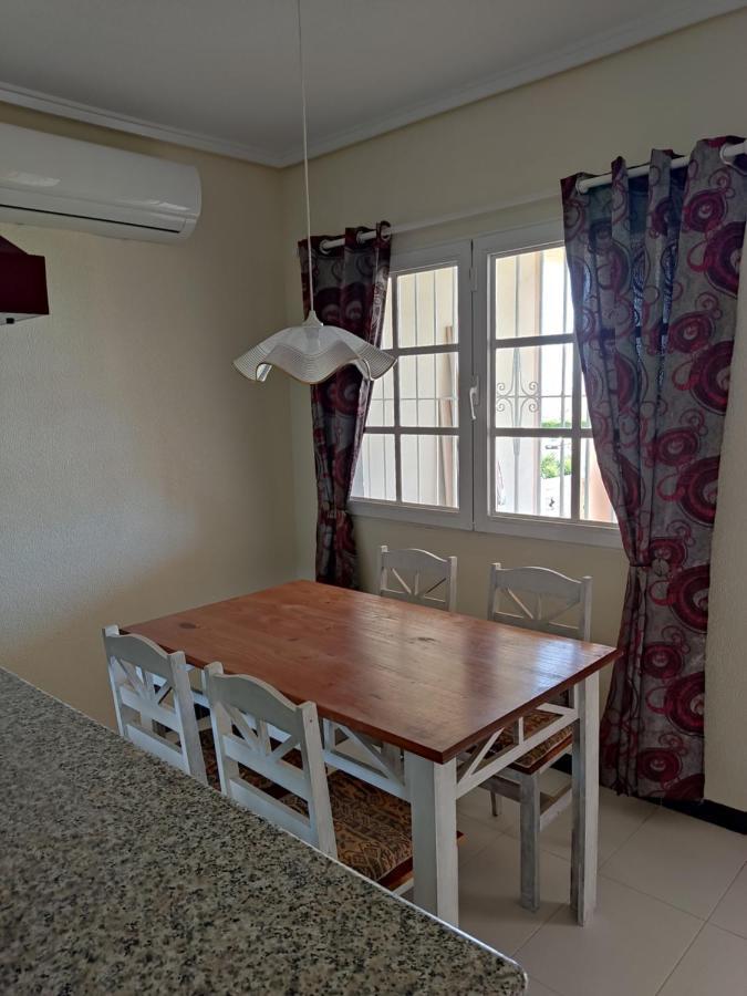 Confortable Apartamento Con Vistas Al Mar Torrevieja Kültér fotó